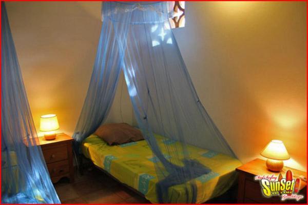 Sunset Surf Camp Hostel Saint-Francois  Ngoại thất bức ảnh